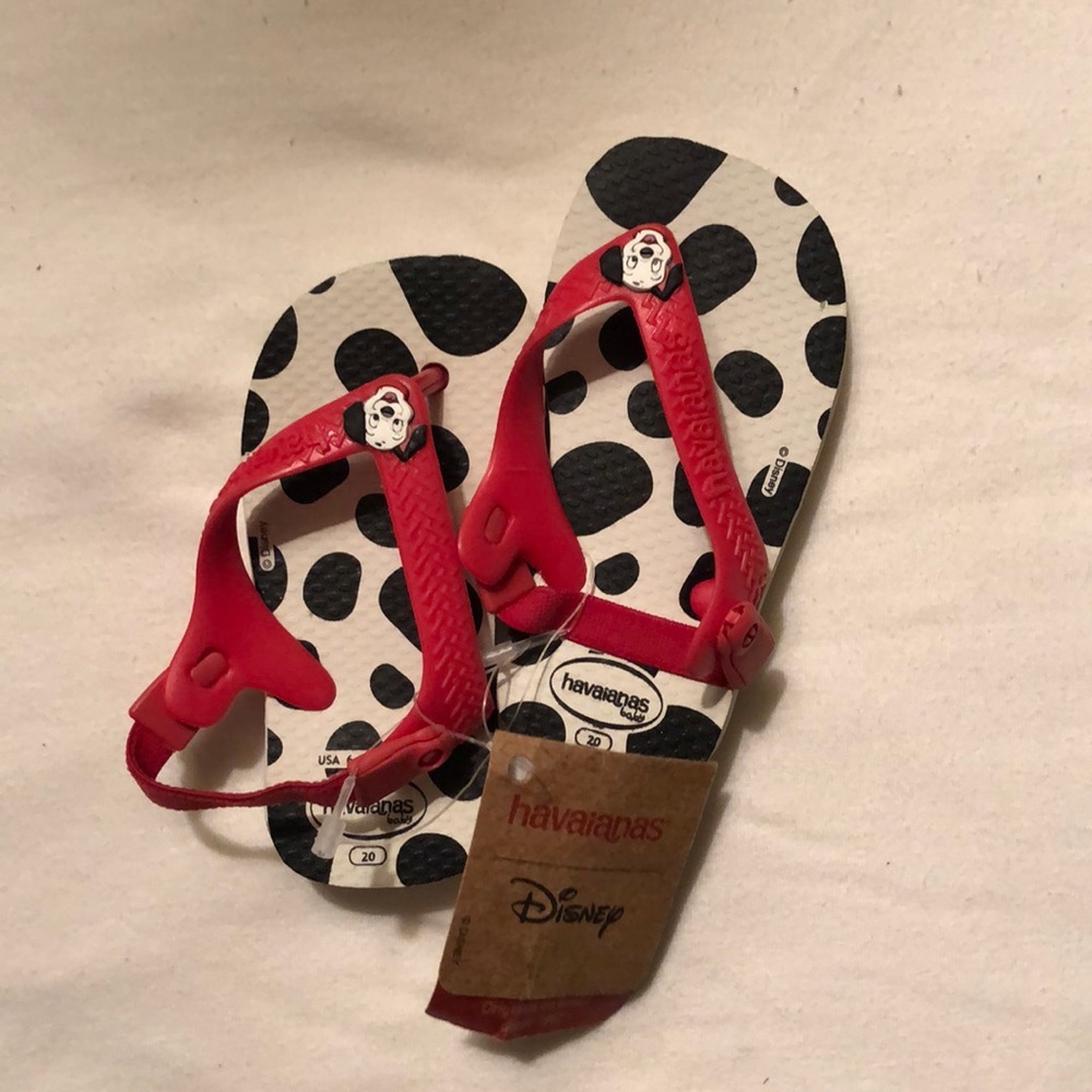 Disney 101 Dalmatians Havaianas flip flops NWT